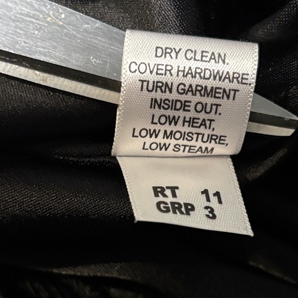 St. John Satin Black Blouse Knit Trim Cowl Neck Dolman Sleeve Top Size Medium - Picture 16 of 16